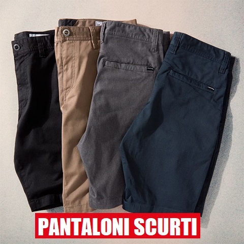Pantaloni scurti
